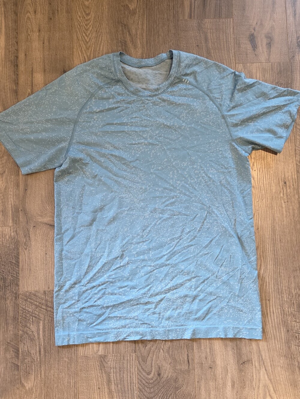 Lululemon Metal Vent Tech Short Sleeve Shirt